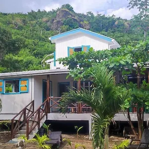 Сasa de vacaciones Mi Hermosa - Casa Islena A 70 Metros De La Playa Archibolds