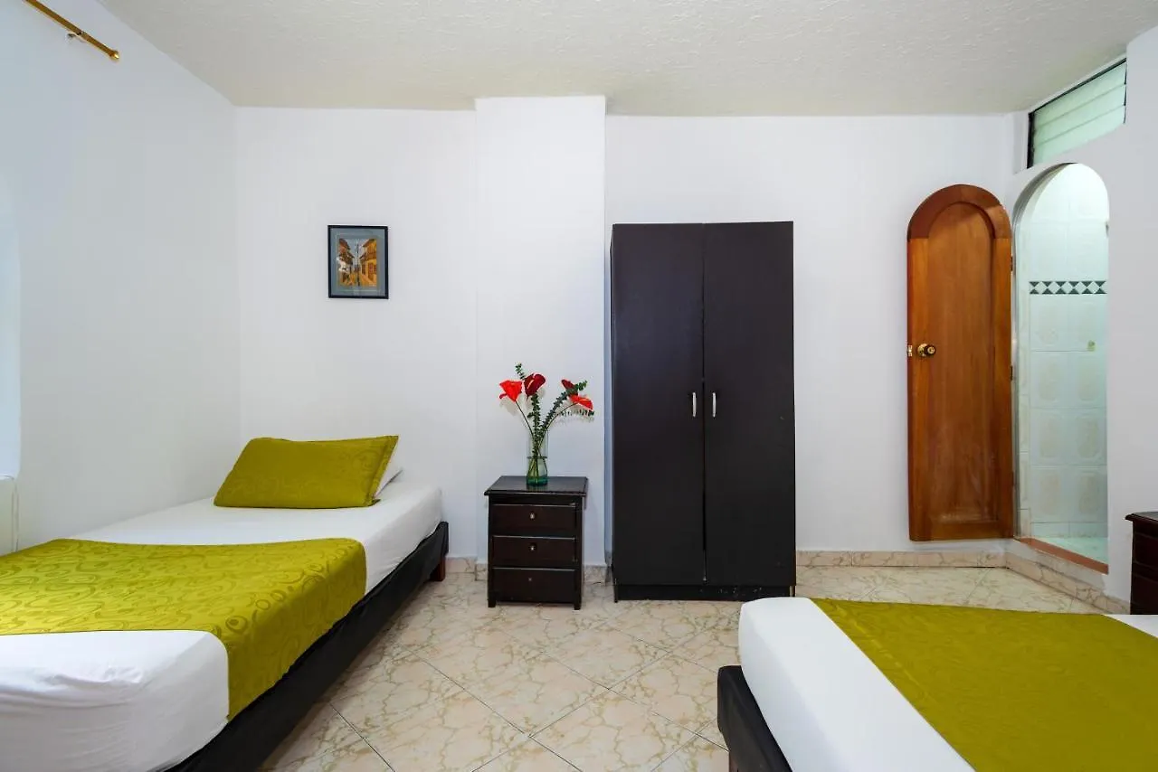Ayenda 1234 Imperio 70 Otel Medellín