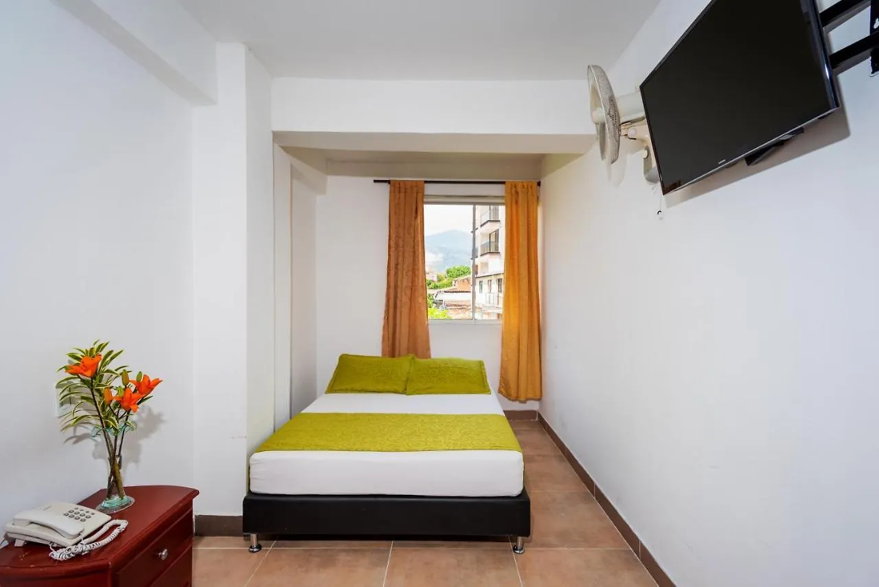 Ayenda 1234 Imperio 70 Otel Medellín