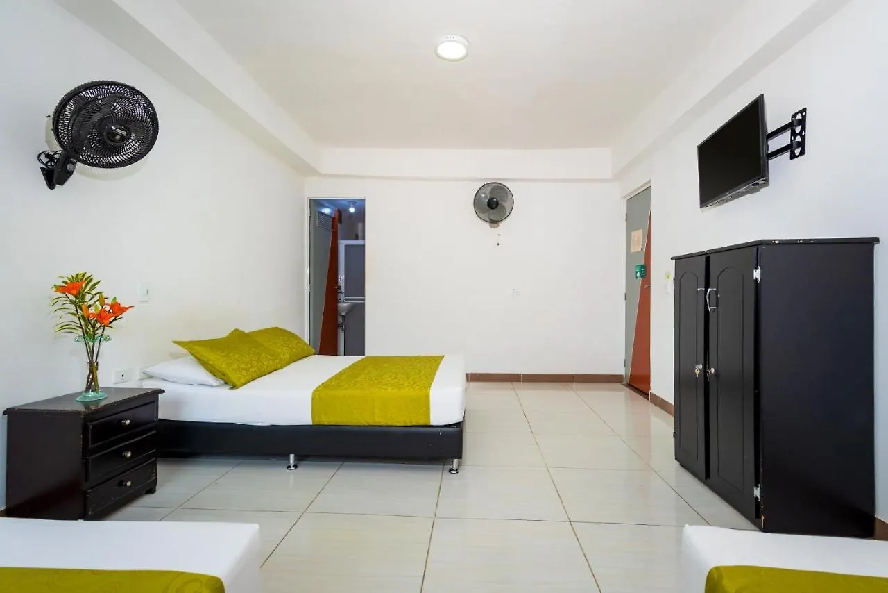 ***  Ayenda 1234 Imperio 70 Otel Medellín Kolombiya