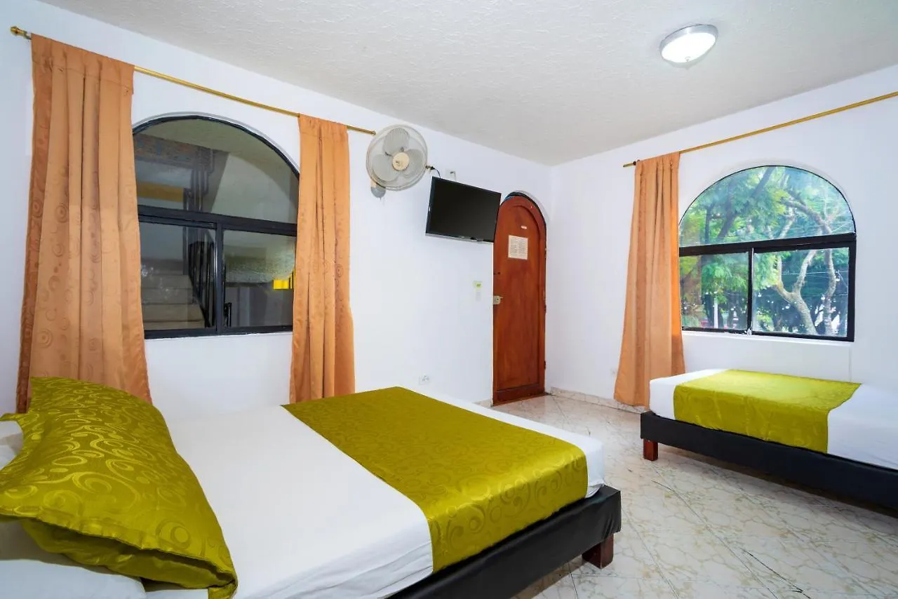 Ayenda 1234 Imperio 70 Otel Medellín