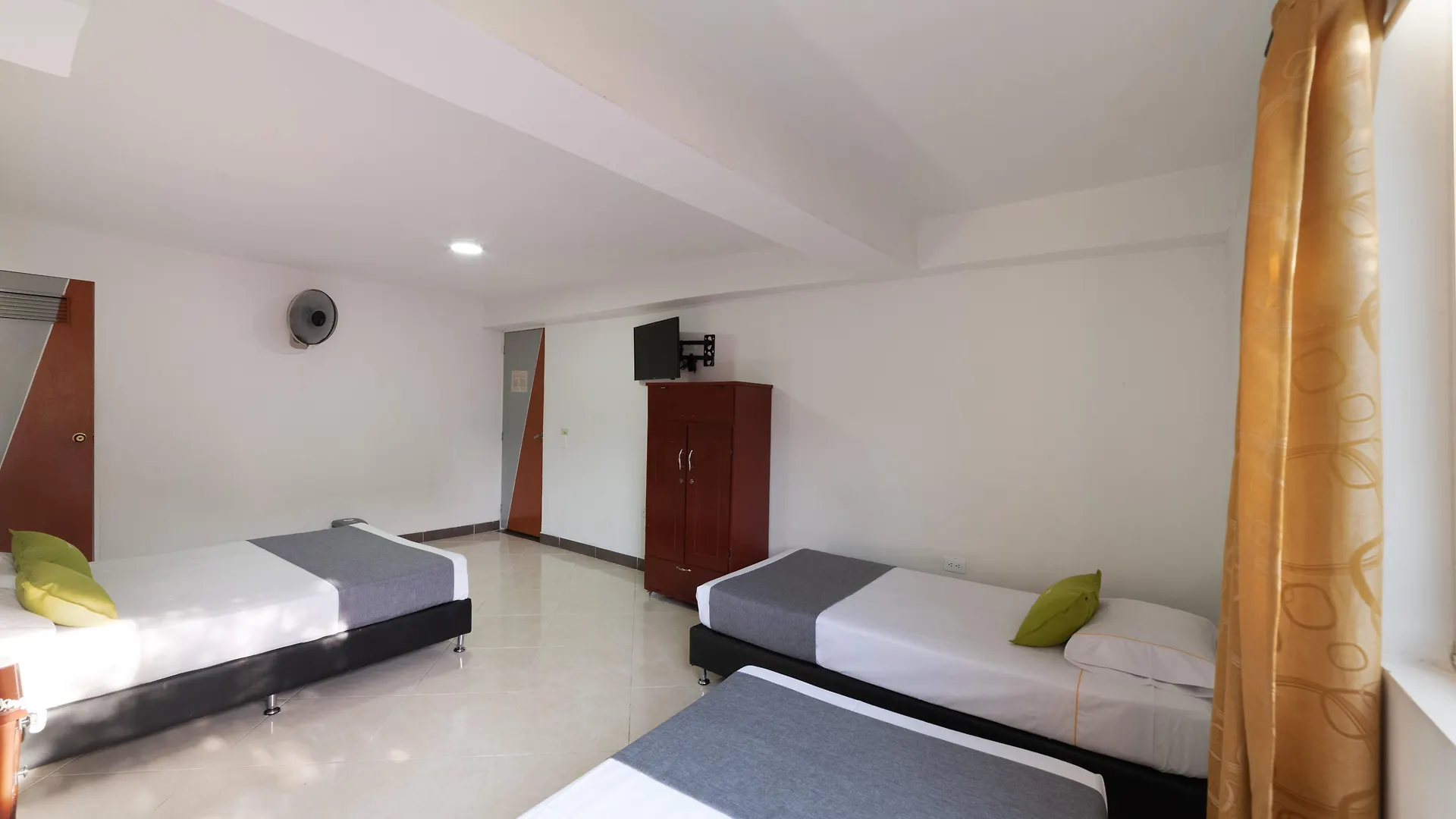 Ayenda 1234 Imperio 70 Hotel Medellin